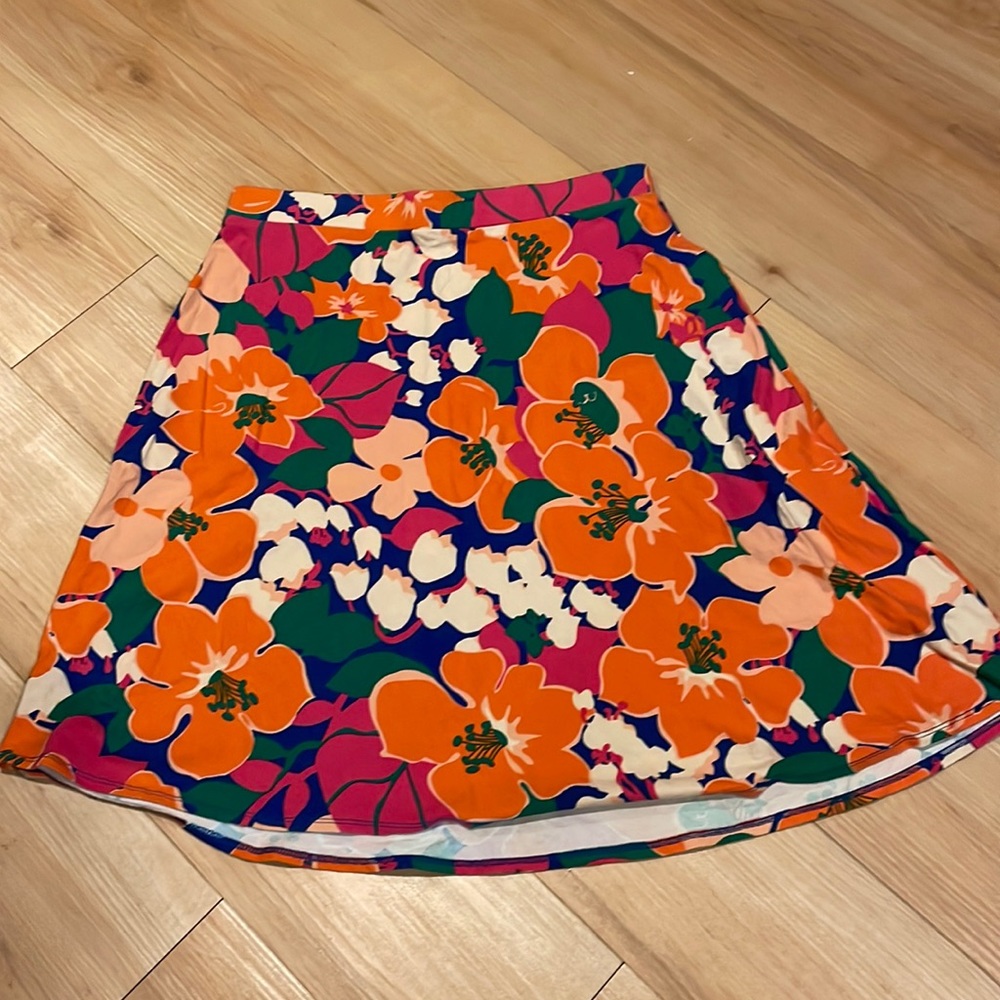 Cute Talbots Stretchy Flower Skirt